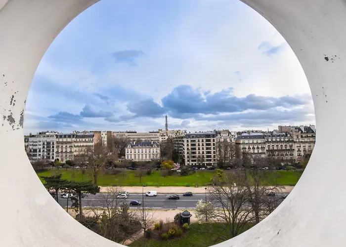 Elegant - 2p - Arc De Triomphe * Parijs