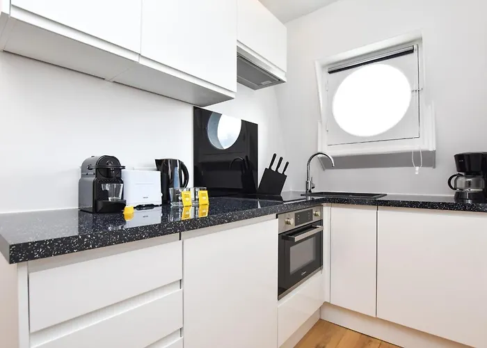 Elegant - 2p - Arc De Triomphe Παρίσι