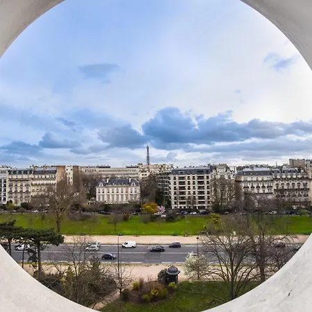 Elegant - 2p - Arc De Triomphe * 巴黎